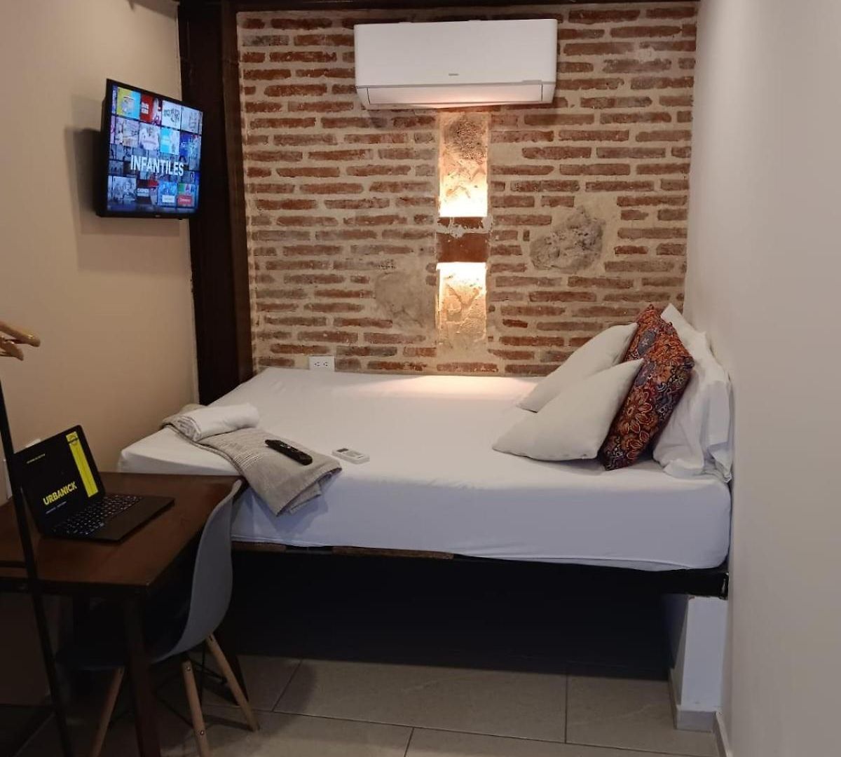 Habitación Recién Restaurada En Getsemaní * Cartagena