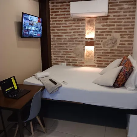 Habitación en casa particular Recien Restaurada En Getsemani